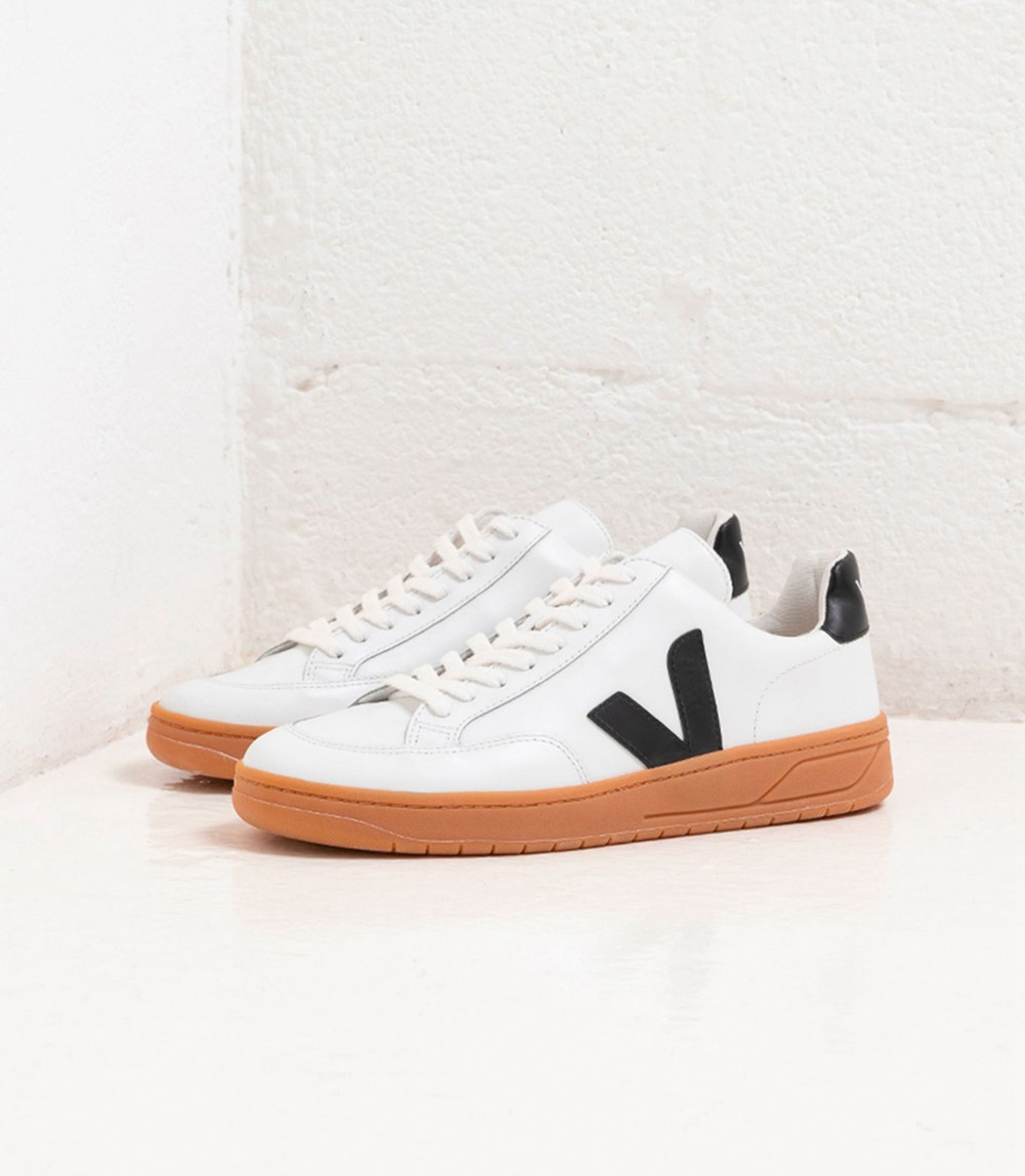 Veja Sneakers Womens - V-12 Leather - White - 4789GMCQW